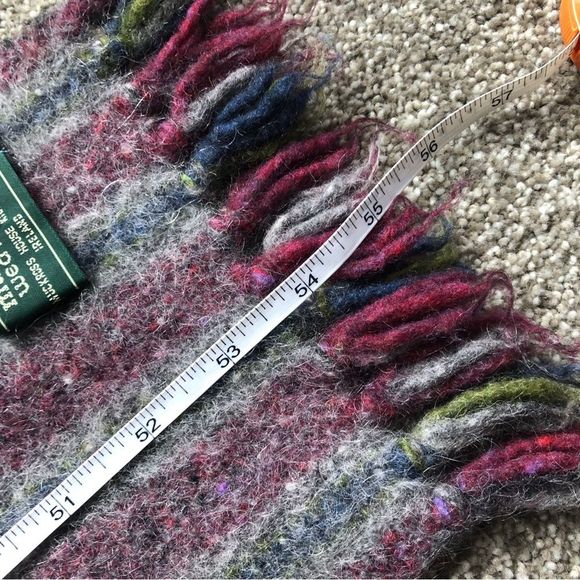 MUCRUS WEAVERS WOOL SCARF MADE IN IRELAND - Picture 5 of 5